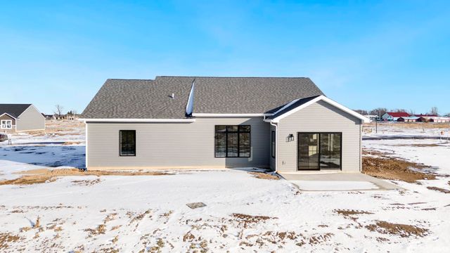 4971 Chickadee Drive, Woodburn, IN 46797