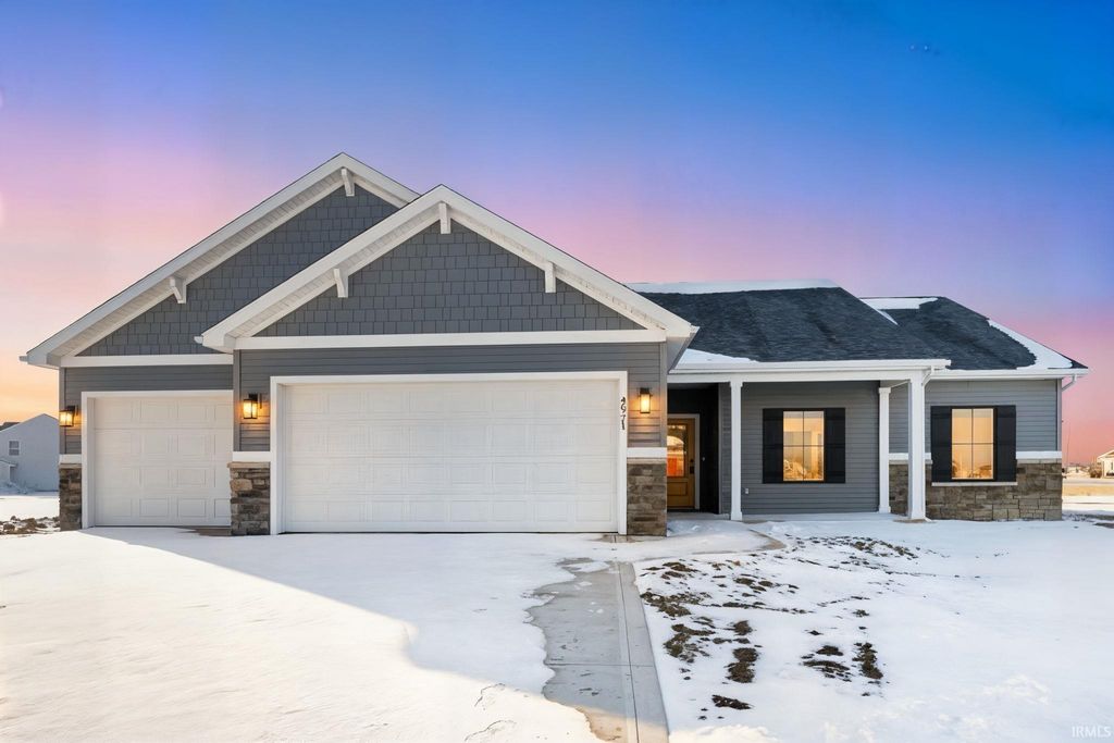 4971 Chickadee Drive, Woodburn, IN 46797