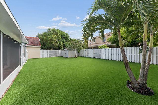 4176 Torres Circle, West Palm Beach, FL 33409