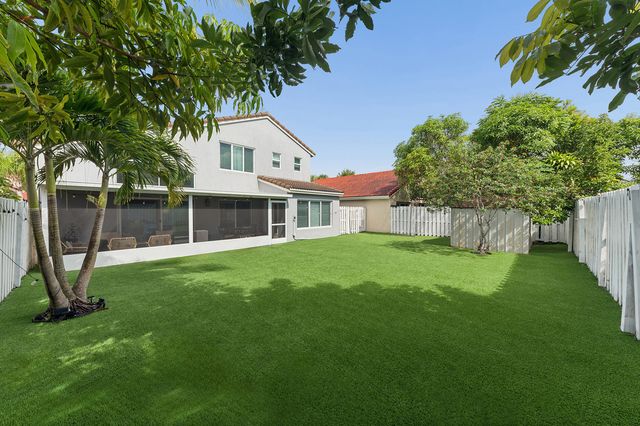 4176 Torres Circle, West Palm Beach, FL 33409