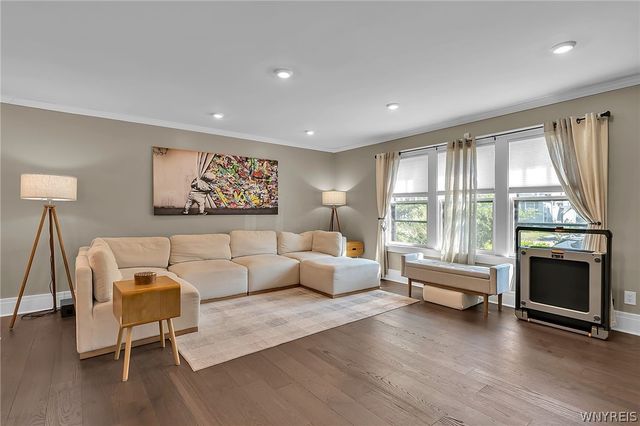 70 Radcliffe Road, Buffalo, NY 14214