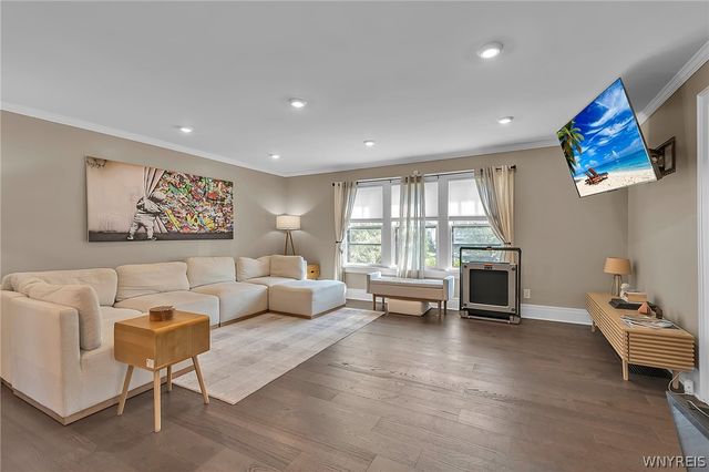70 Radcliffe Road, Buffalo, NY 14214