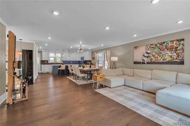 70 Radcliffe Road, Buffalo, NY 14214