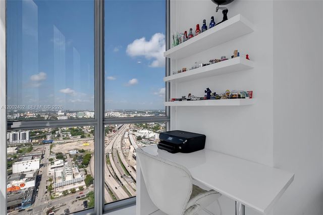 1100 Biscayne Blvd 3901, Miami, FL 33132