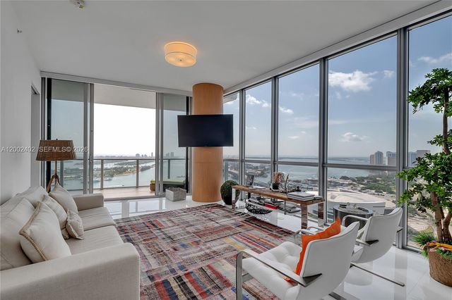 1100 Biscayne Blvd 3901, Miami, FL 33132