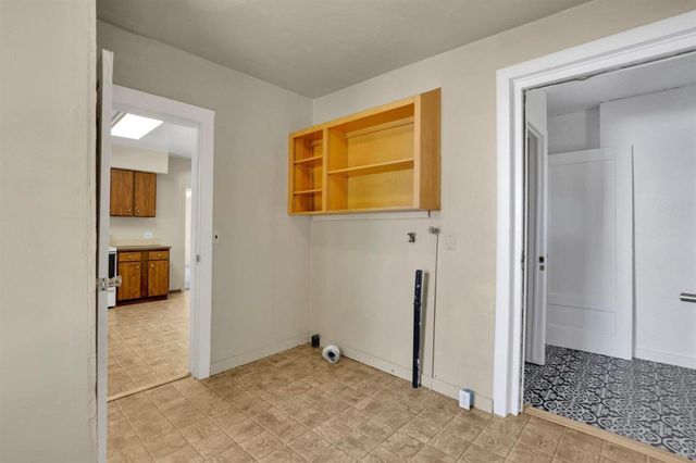 1407 E Broad Ave, Spokane, WA 99207