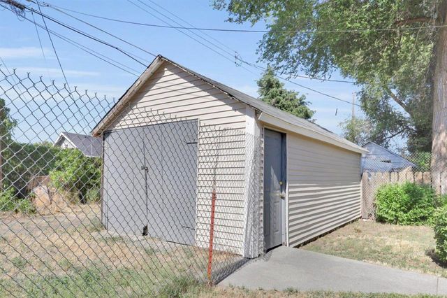 1407 E Broad Ave, Spokane, WA 99207