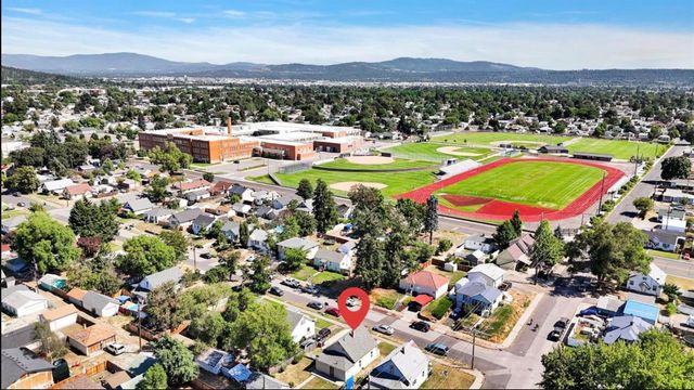 1407 E Broad Ave, Spokane, WA 99207