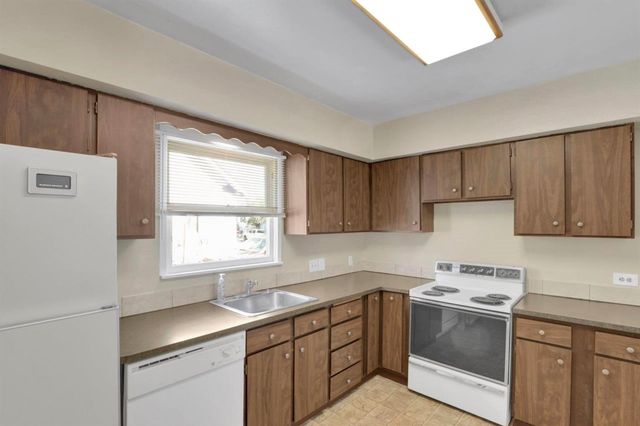 1407 E Broad Ave, Spokane, WA 99207