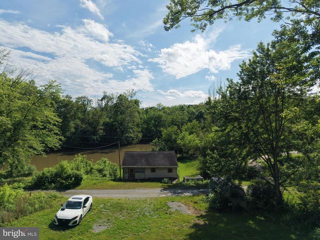 13726 HOPPS LANDING RD, Hagerstown, MD 21740