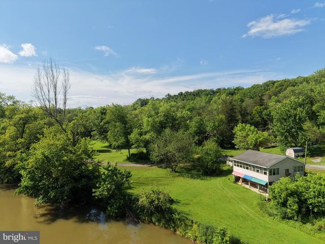 13726 HOPPS LANDING RD, Hagerstown, MD 21740