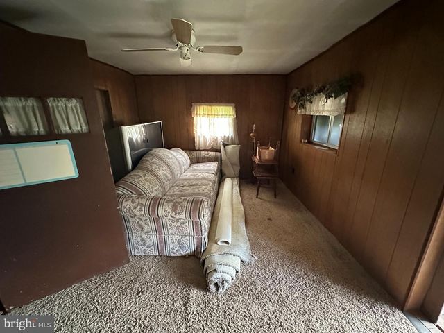 13726 HOPPS LANDING RD, Hagerstown, MD 21740