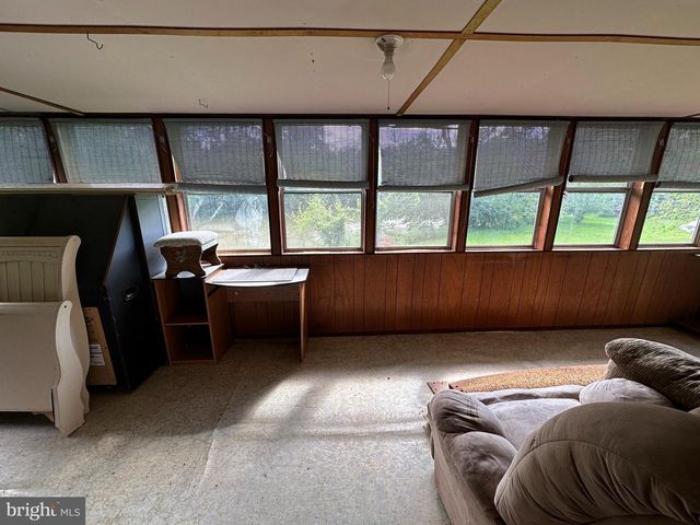13726 HOPPS LANDING RD, Hagerstown, MD 21740