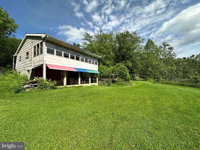 13726 HOPPS LANDING RD, Hagerstown, MD 21740