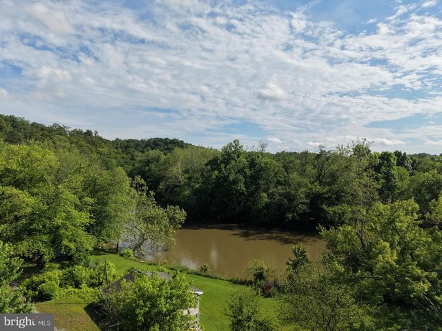 13726 HOPPS LANDING RD, Hagerstown, MD 21740