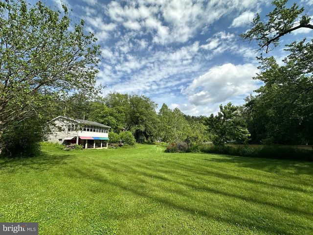 13726 HOPPS LANDING RD, Hagerstown, MD 21740