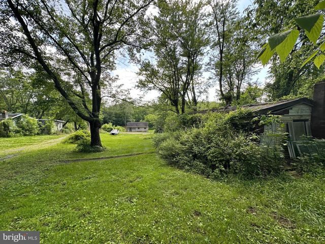 13726 HOPPS LANDING RD, Hagerstown, MD 21740