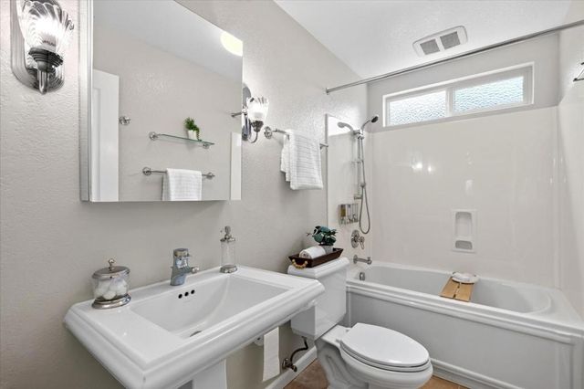 5391 Celeste Avenue, Livermore, CA 94550