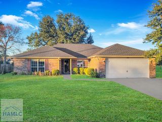 205 Bridgemont Way, Hinesville, GA 31313