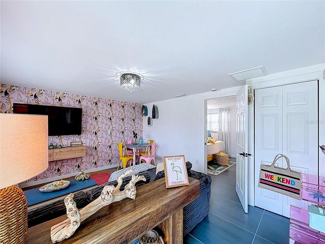 304 29TH STREET A, Holmes Beach, FL 34217