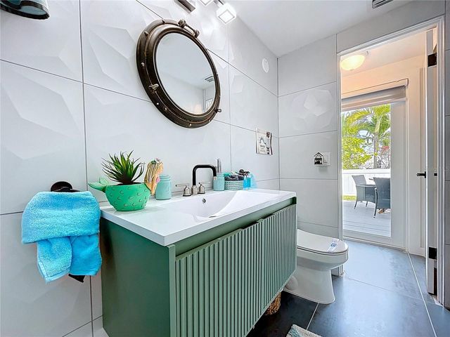 304 29TH STREET A, Holmes Beach, FL 34217