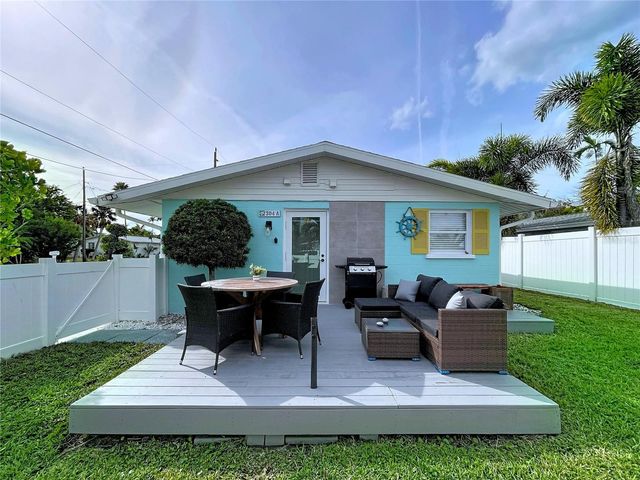 304 29TH STREET A, Holmes Beach, FL 34217