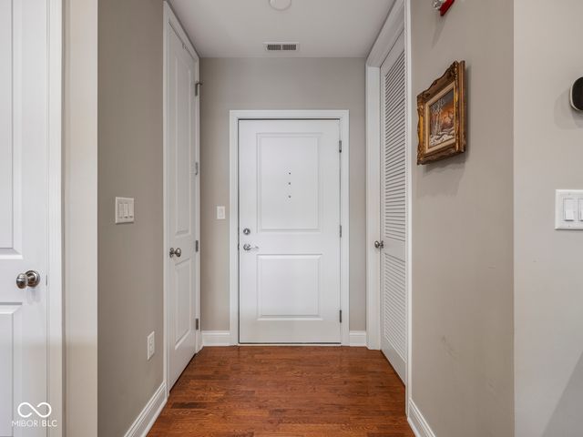 355 E Ohio Street 312, Indianapolis, IN 46204