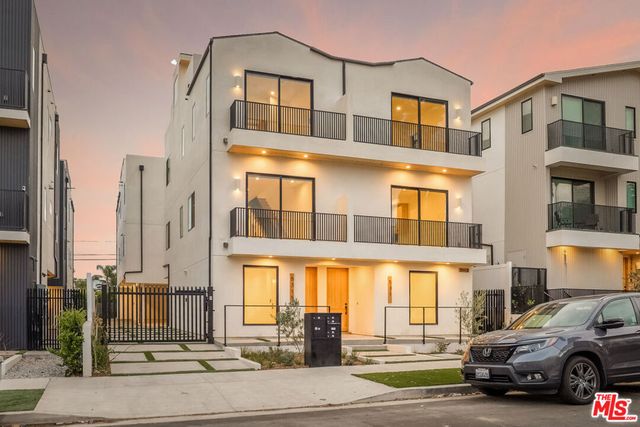 5313 Ben Avenue 3, Valley Village, CA 91607