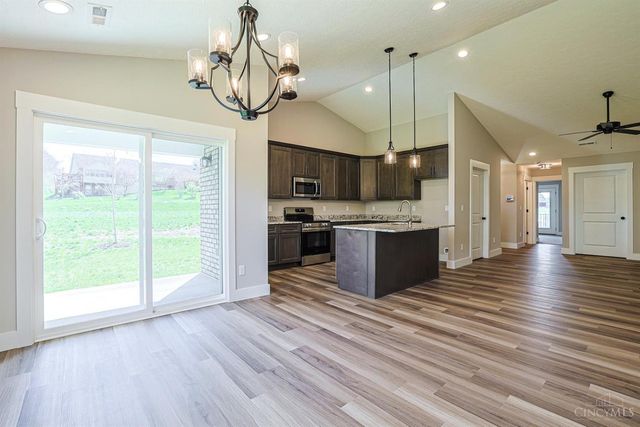 5019 Waterford Lane, Middletown, OH 45042