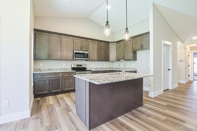 5019 Waterford Lane, Middletown, OH 45042