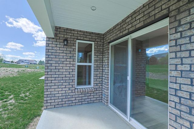 5019 Waterford Lane, Middletown, OH 45042