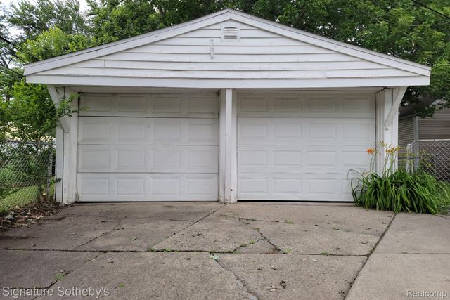 1726 Silman Street, Ferndale, MI 48220