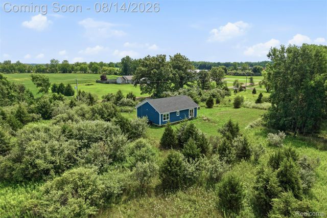 6640 Lemon Road, Bancroft Village, MI 48414