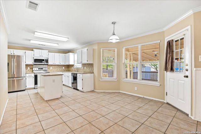 10614 Lynx Range, San Antonio, TX 78251