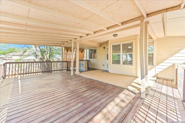 10614 Lynx Range, San Antonio, TX 78251