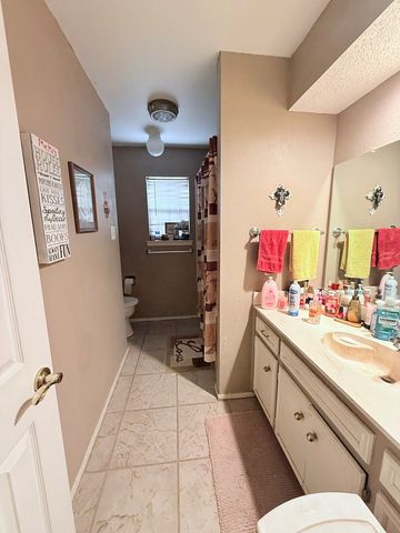 5523 Winchester Ave, Odessa, TX 79762