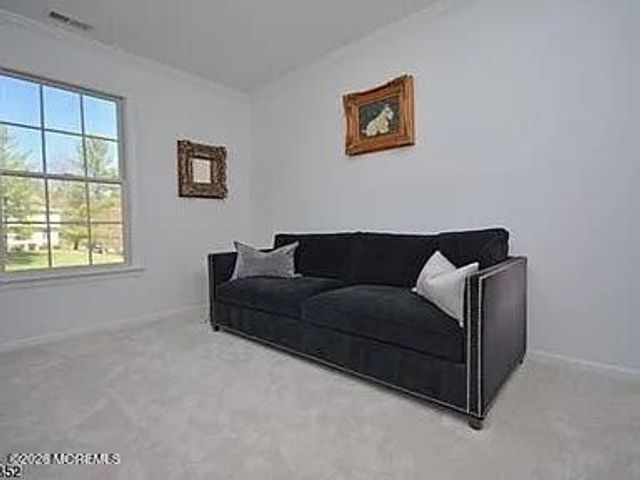 24 Spring Valley Boulevard, Basking Ridge, NJ 07920