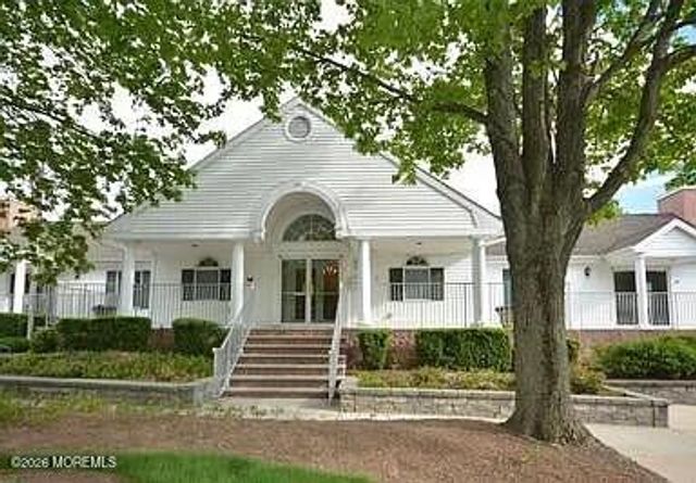 24 Spring Valley Boulevard, Basking Ridge, NJ 07920