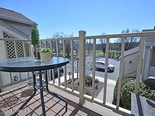 24 Spring Valley Boulevard, Basking Ridge, NJ 07920