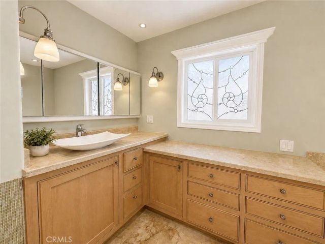 60 Rivo Alto Canal, Long Beach, CA 90803