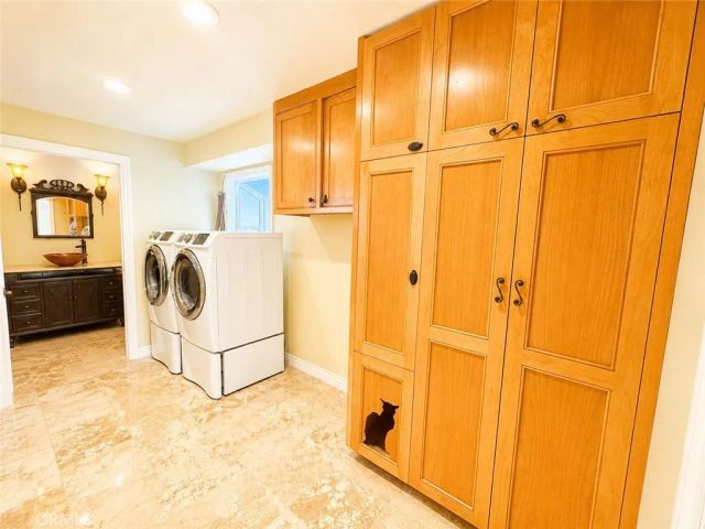60 Rivo Alto Canal, Long Beach, CA 90803