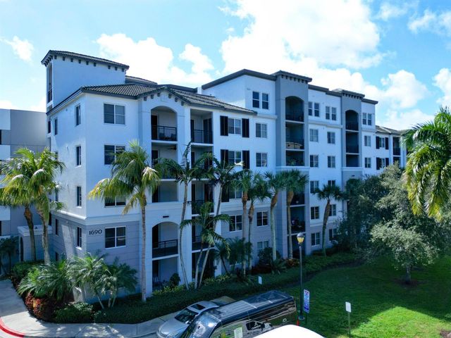 1690 Renaissance Commons Boulevard 1412, Boynton Beach, FL 33426