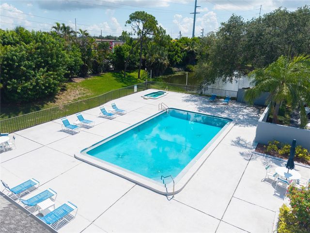 9050 PARK BOULEVARD 7, Seminole, FL 33777
