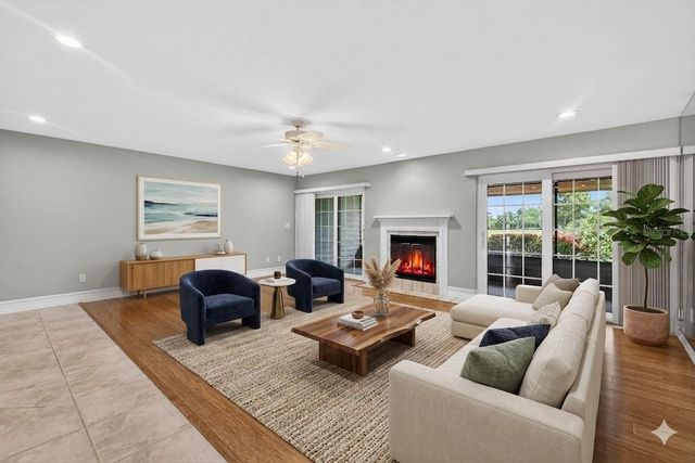 9050 PARK BOULEVARD 7, Seminole, FL 33777
