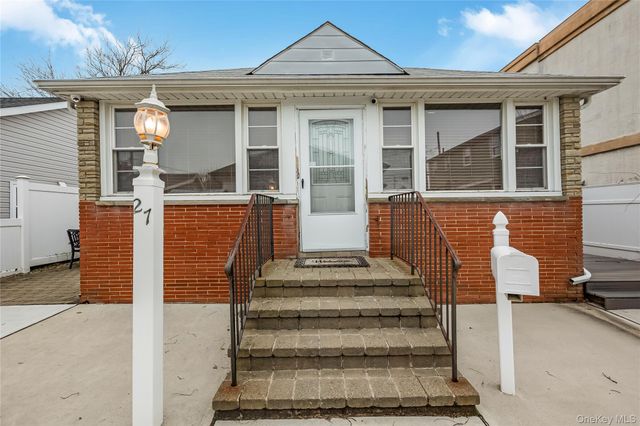 27 June Walk, Long Beach, NY 11561