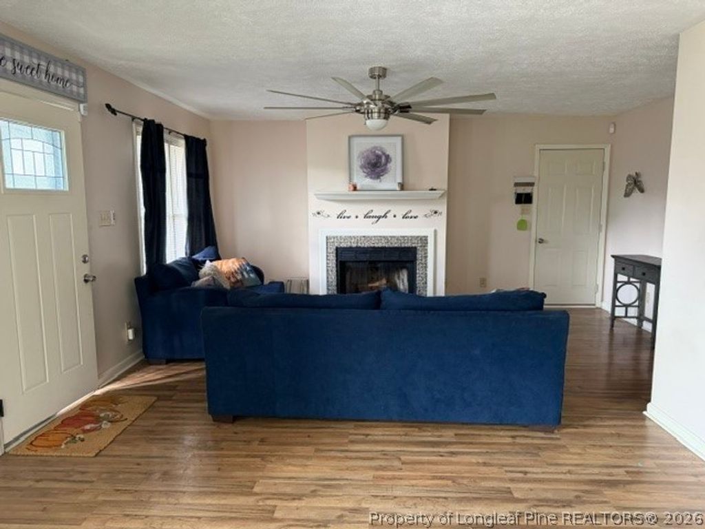 712 Alexwood Drive, Hope Mills, NC 28348 — photo 2