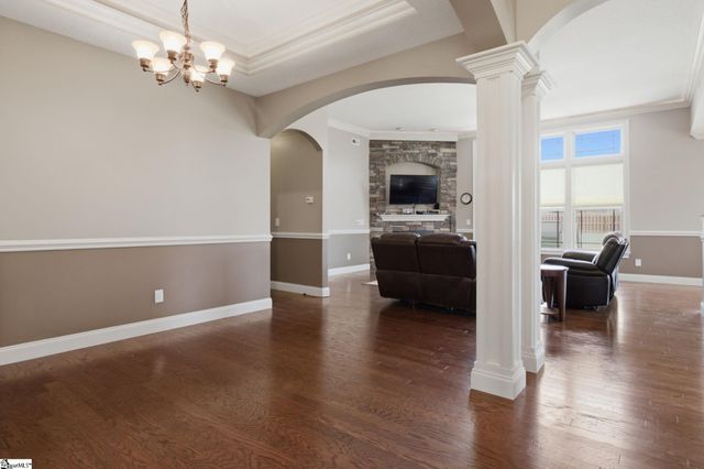 222 Creekside Farms Way, Moore, SC 29334