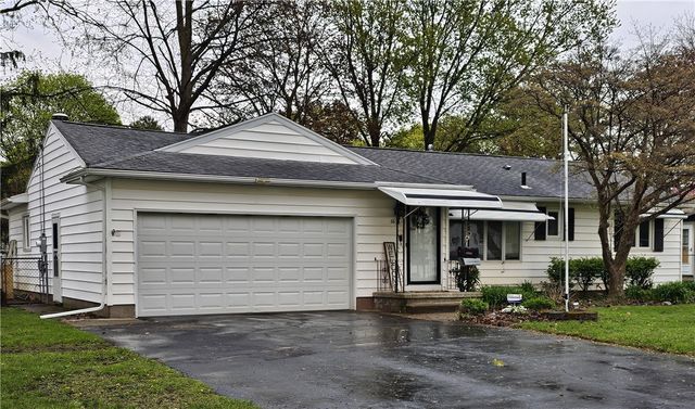 66 Everclay Drive, Greece, NY 14616