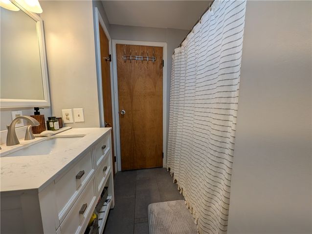 66 Everclay Drive, Greece, NY 14616