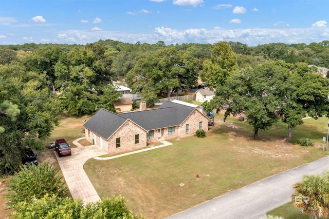 1413 Pineridge Drive, Gulf Shores, AL 36542